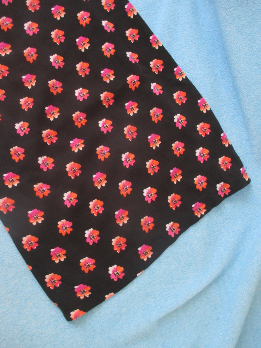 NEU * Edel * Blumen * Blüten * Flower- Power - Style * Gummizug- Bund * Palazzo * Marlene * Schlag * Hose 