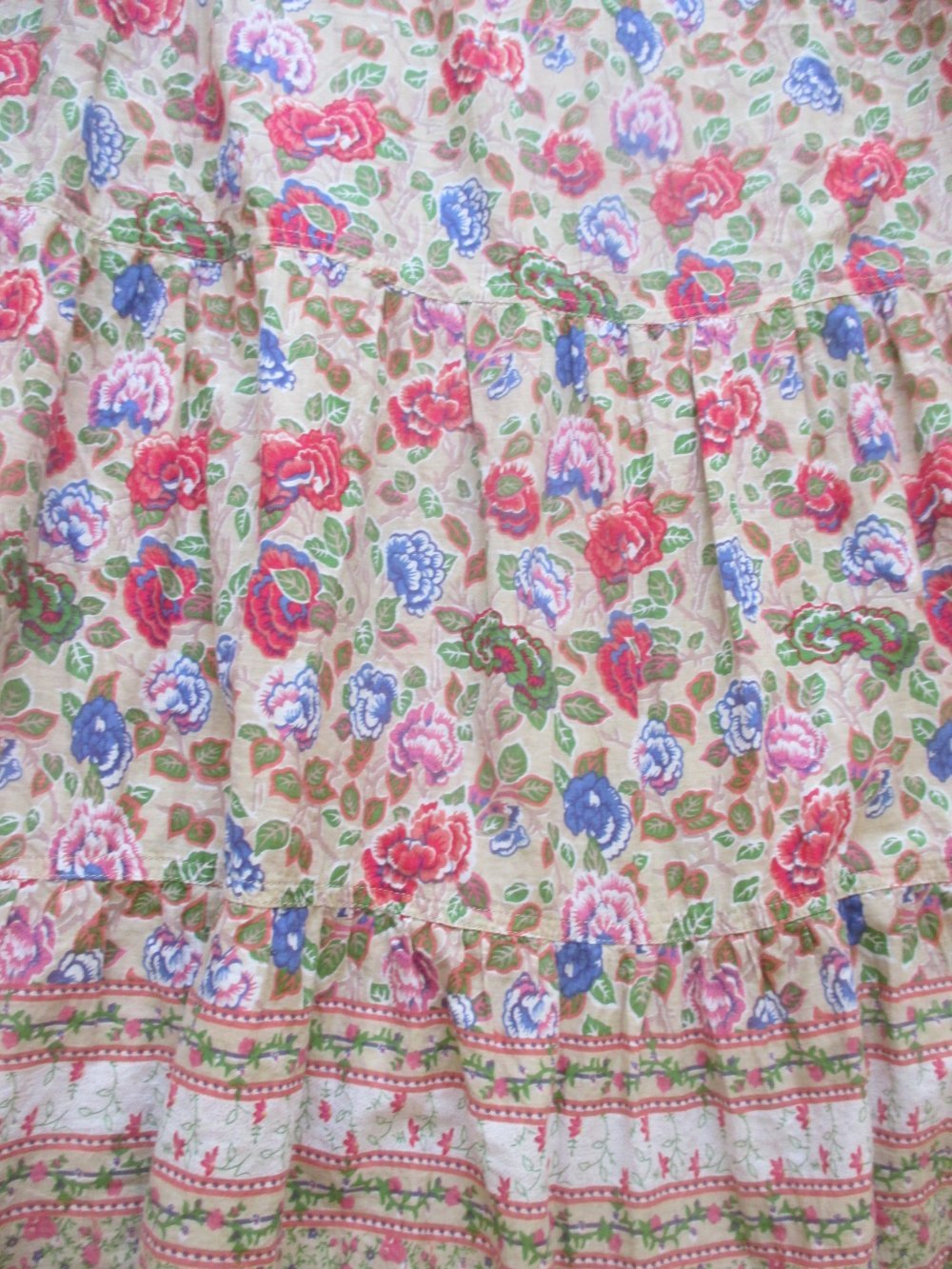 NEU * Rosen * Blumen * Blüten * Flower- Power * Hippie- Style * Maxi * Long * Spaghetti- Träger- Kleid 