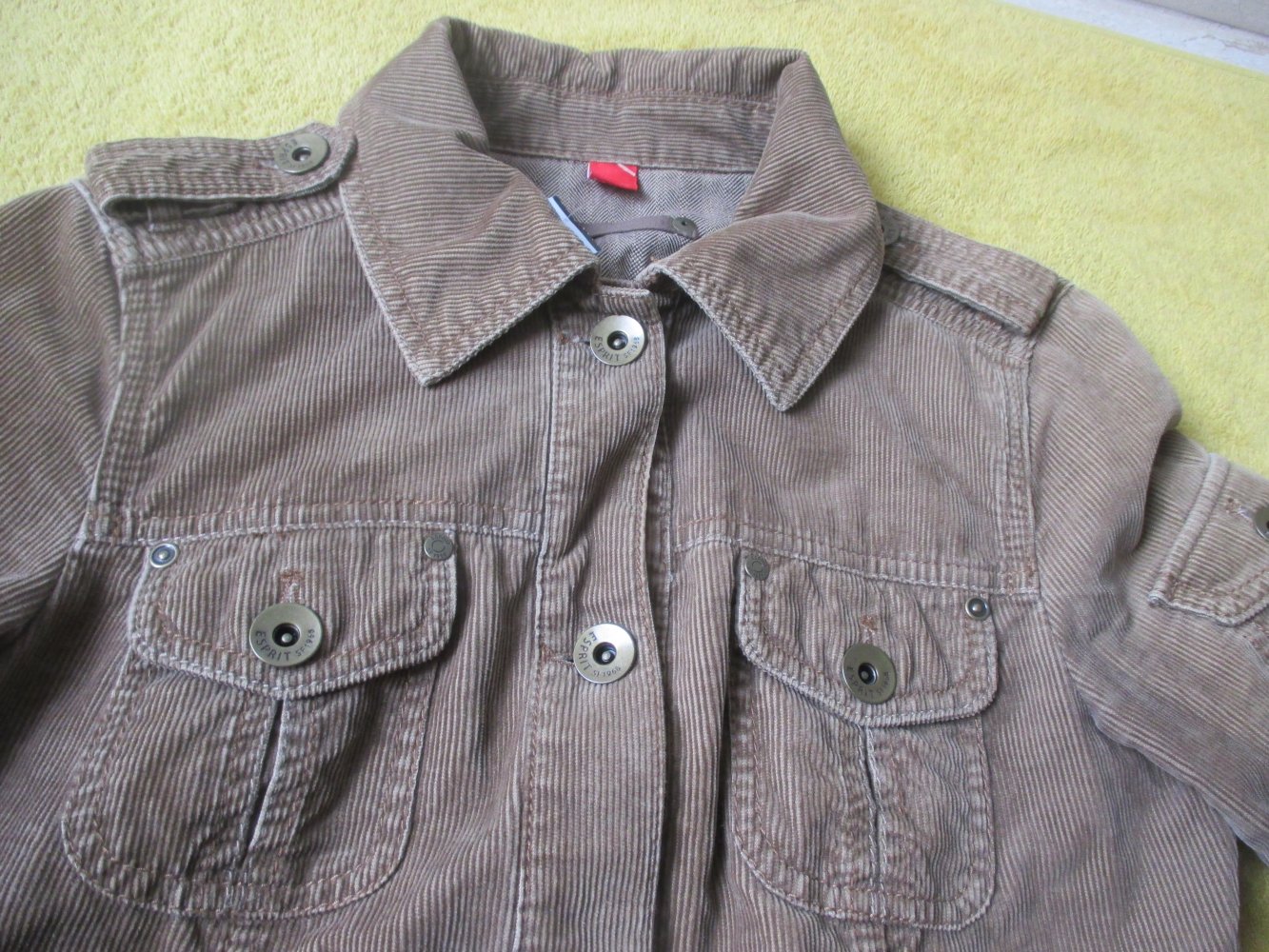 NEU * Sportiv * Old School * Retro- Style * Fein * Cord- Jacke 