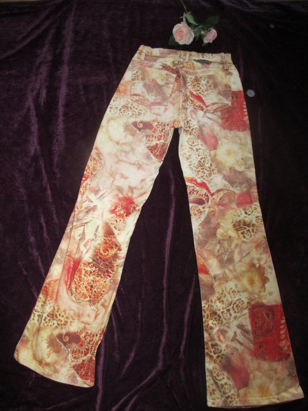 NEU * Romantik * Rosen * Flower- Power * Animal * Leo * Hippie- Style * Feincord Schlag Marlene * Strech * Hose 