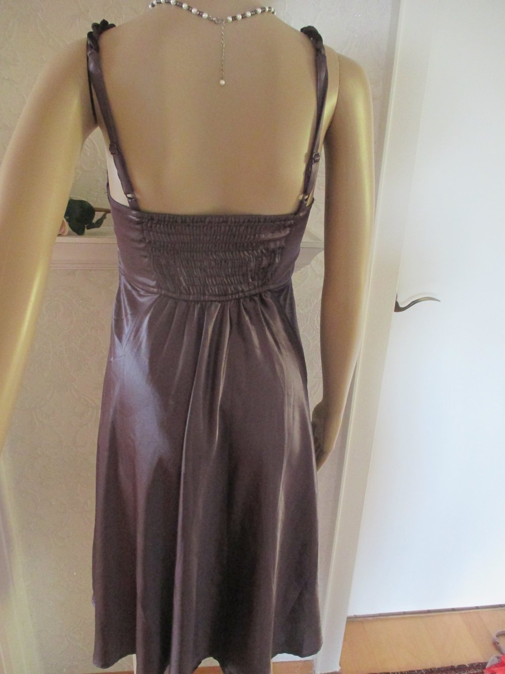NEU Seiden Satin Abend Ausgeh Tanz Fest Flecht Träger Rockabilly Tellerrock Kleid 