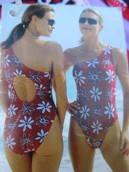 NEU mit ETIKETT * Sexy * ausgefallen * 70er Jahre * Blumen * Blüten * Flower- Power * One Shoulder * Badeanzug * Body * Einteiler 