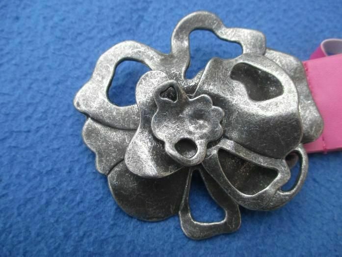 NEU mit ETIKETT * 3D * Romantik * Blumen * Blüte * Flower- Power * Schmuck * Schnalle *  Leder * Taillien * Gürtel * im Boho- Style 