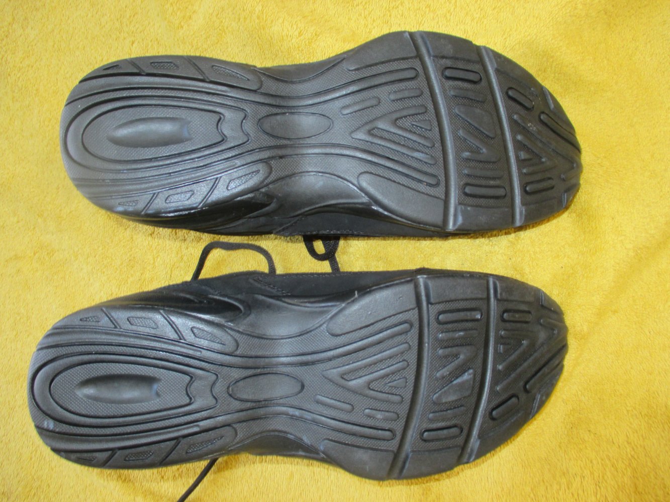 NEU * Damen oder auch Herren * Unisex * Trainings * Sport * Outdoor * Walking * Lauf * Sneaker * Schuhe 