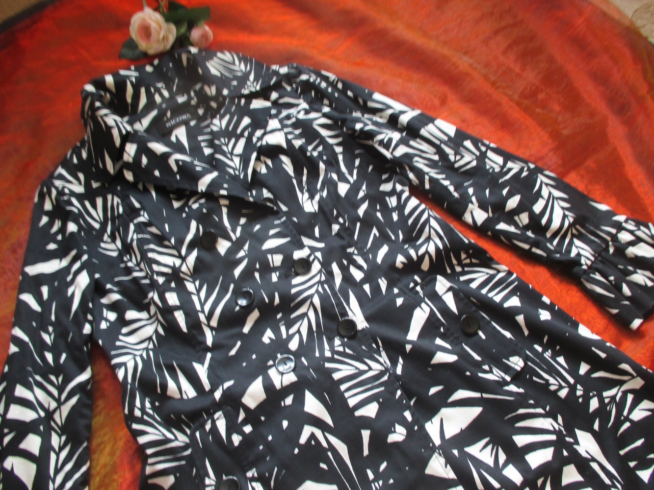 NEU * Ausgefallen * edel * Retro- Style * Trench- Coat * Mantel ''NICOWA'' Gr. 38- 40/ S- M * schwarz * cremè- beige *