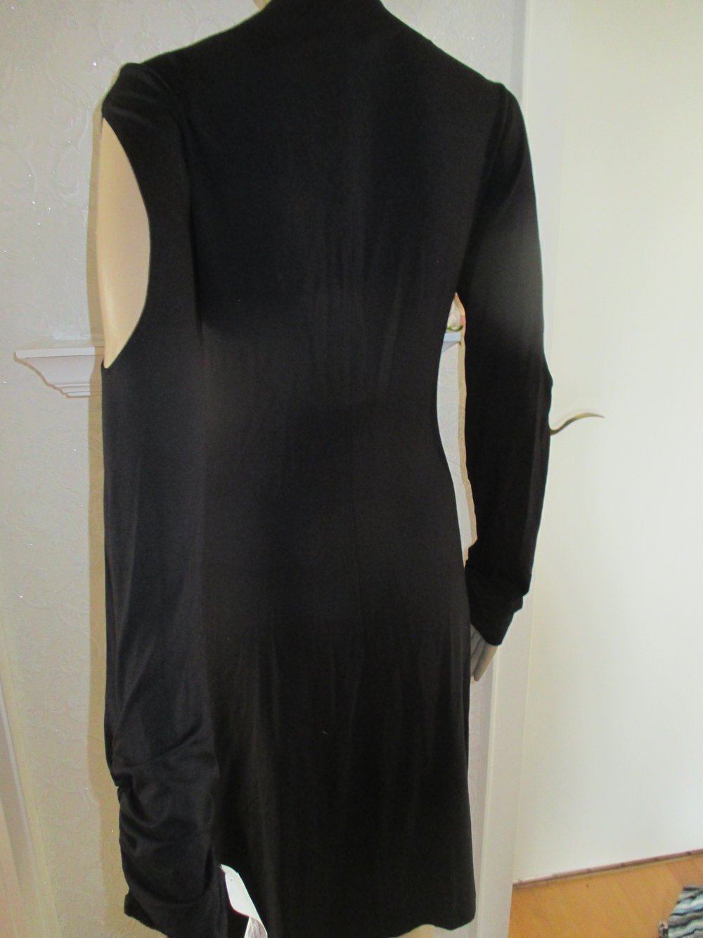 NEU mit ETIKETT * Ausgeh * Cocktail * Anlass * Swarovski * Strass Kristalle * Brosche * Cut Out * Midi * Kleid 