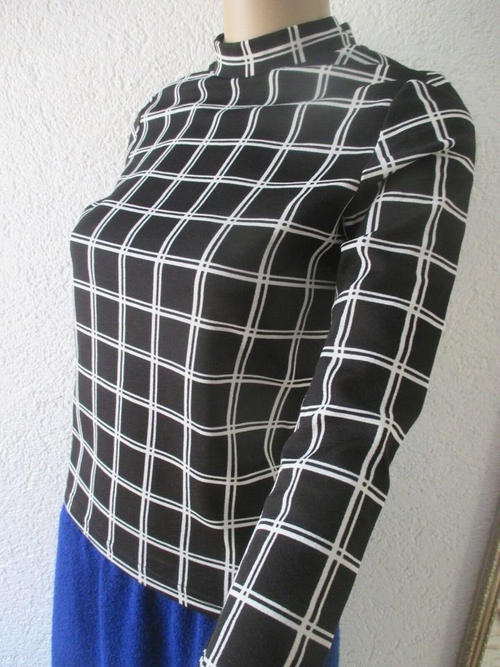 NEU * Ausgefallen * Geometrie- Karo * Langarm * Longsleeve * Bodycon * T- Shirt mit Turtel-Kragen 