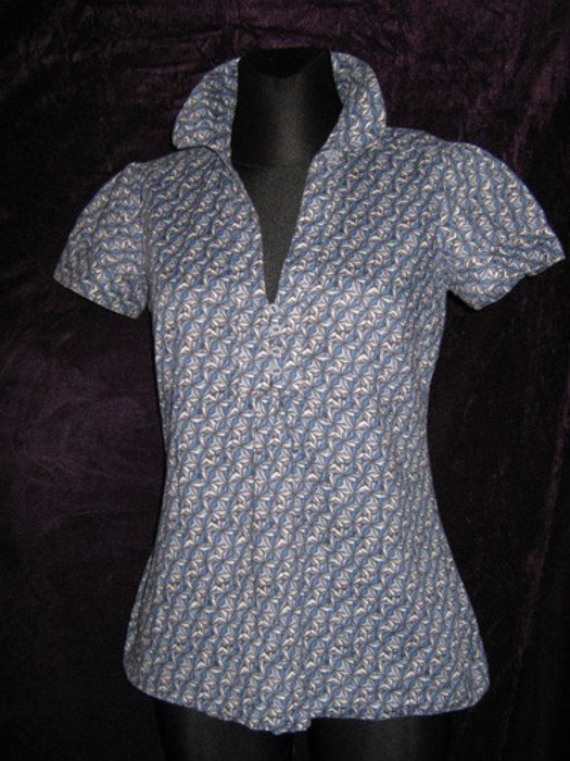 NEU mit ETIKETT * Edel * Flower- Power * Blumen * Blümchen * Puffärmel * Kurzarm * Bluse 