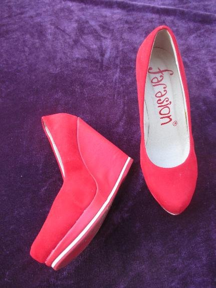 NEU * Ausgefallen * Echt * Velours * Leder Imitat * Vegan * Keil-Absatz * Plateau * Wedges * High Heels * Pumps * Schuhe 