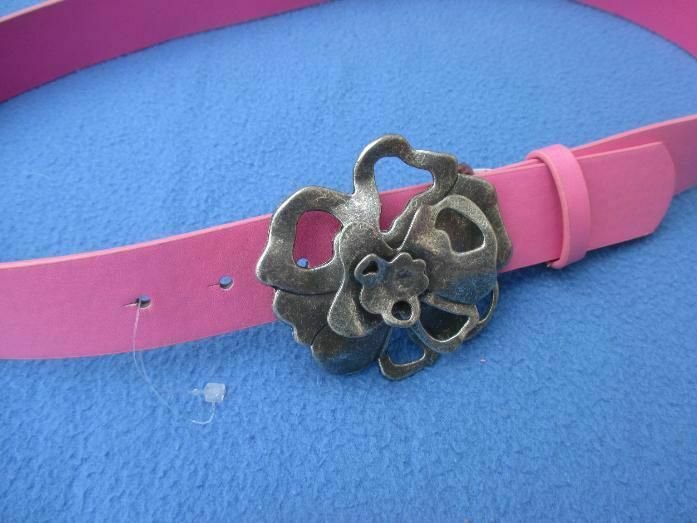 NEU mit ETIKETT * 3D * Romantik * Blumen * Blüte * Flower- Power * Schmuck * Schnalle *  Leder * Taillien * Gürtel * im Boho- Style 