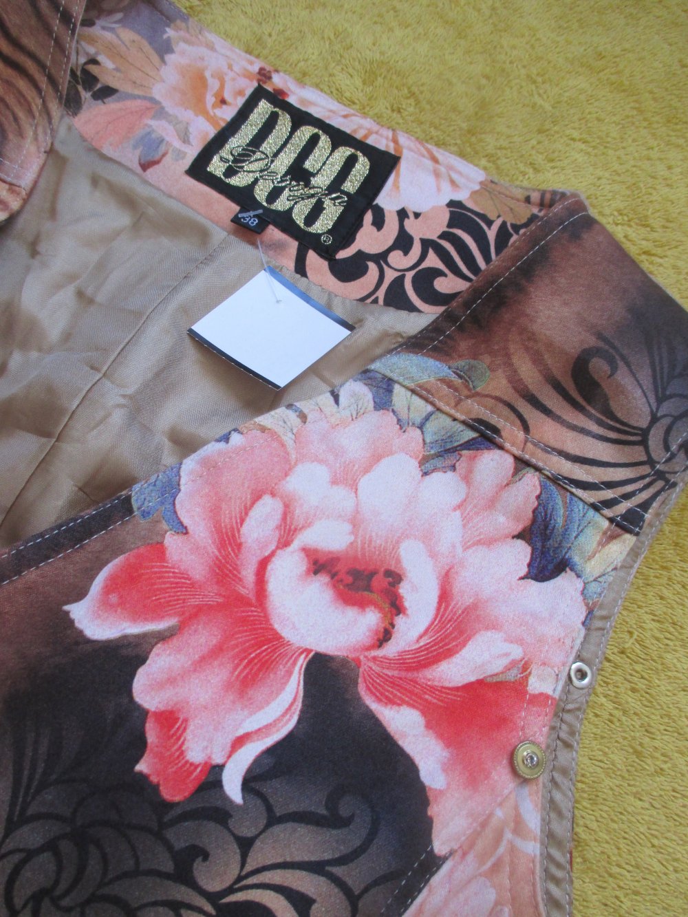  NEU mit Etikett * Blumen * Blüten * Flower- Power * Animal * Boho * Hippie- Style * Ärmellose * Kurz * Weste * Jacke 