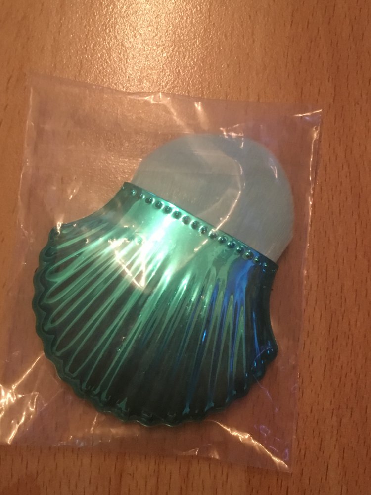 Inuwet Shell Brush