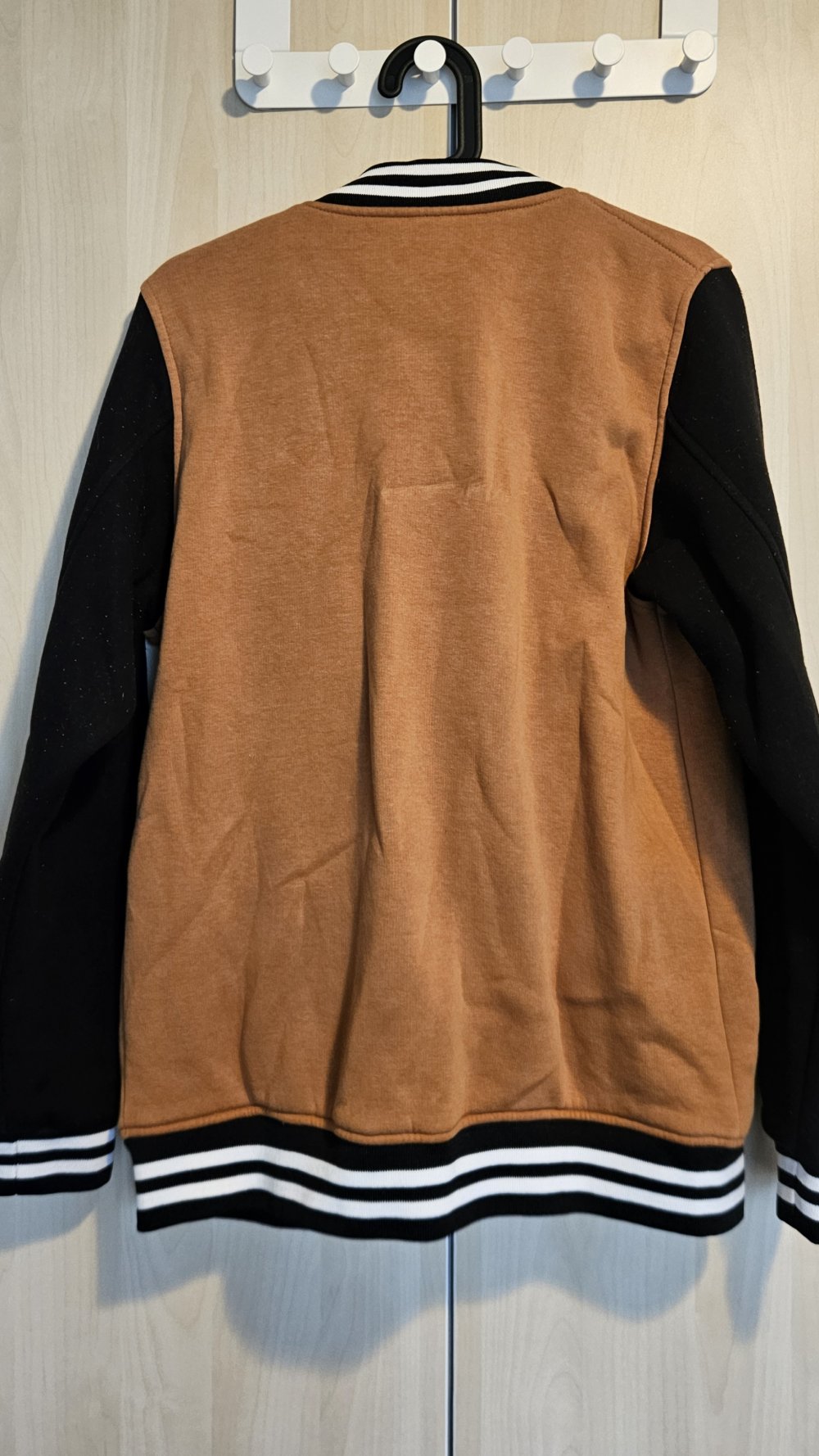 Collegejacke Just Emporio karamell