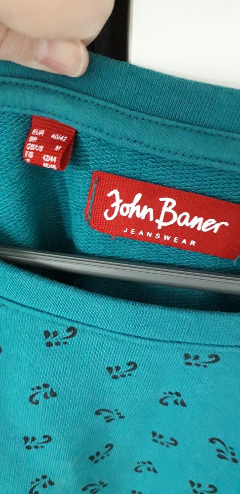 Schöner Pullover