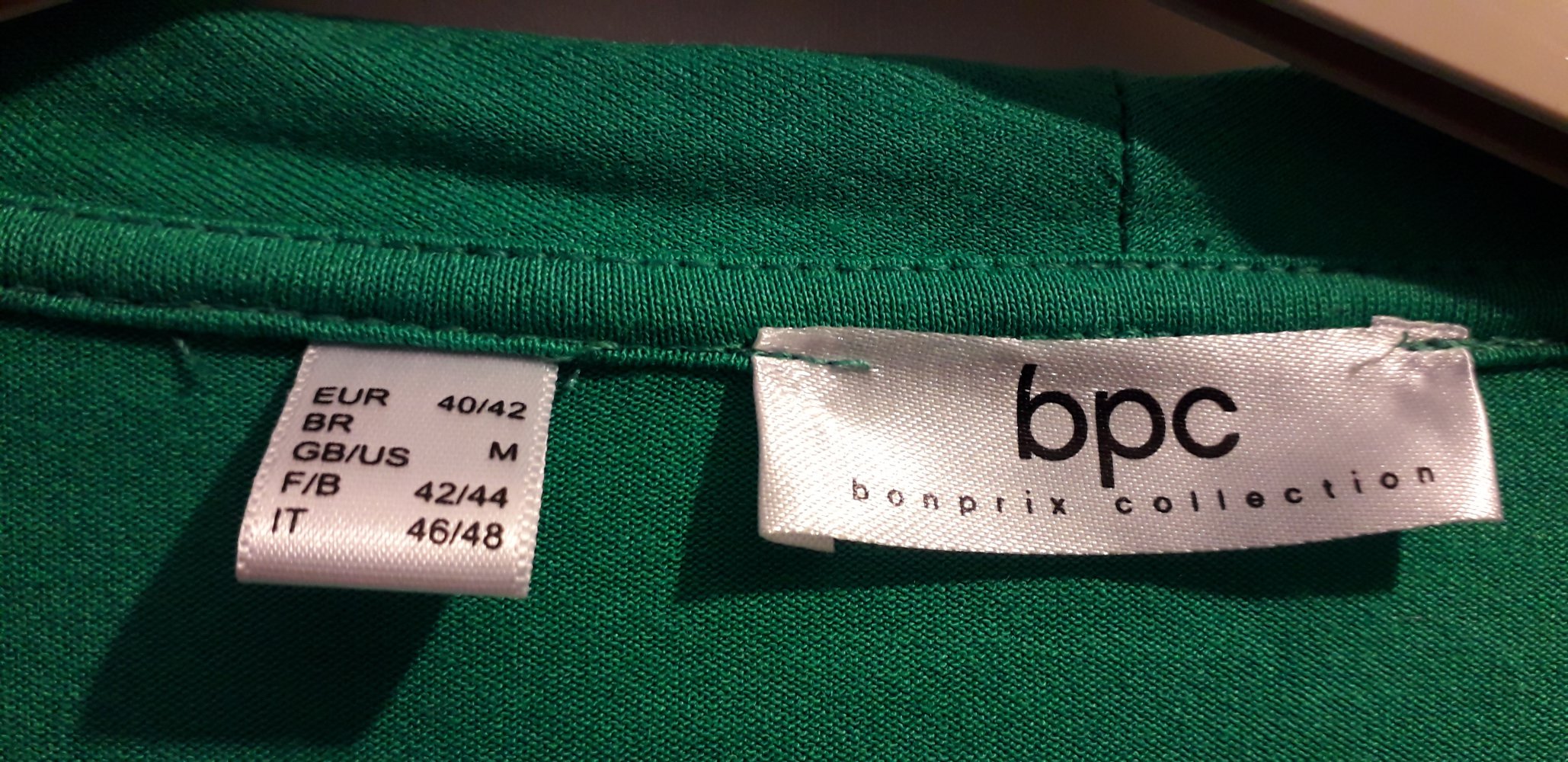 Grünes Shirt 