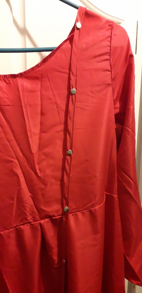 Rotes Kleid 