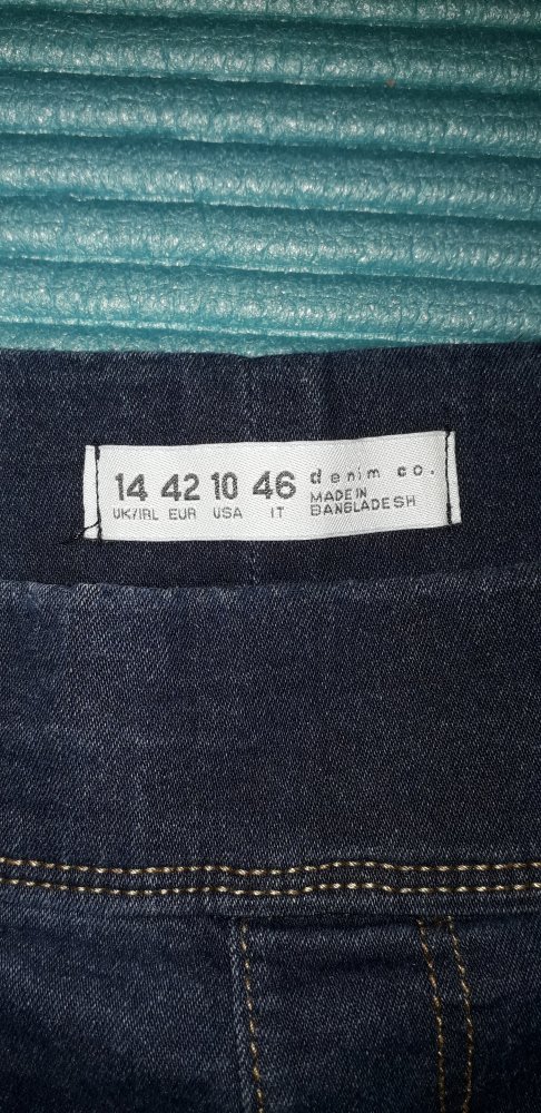 Jeans