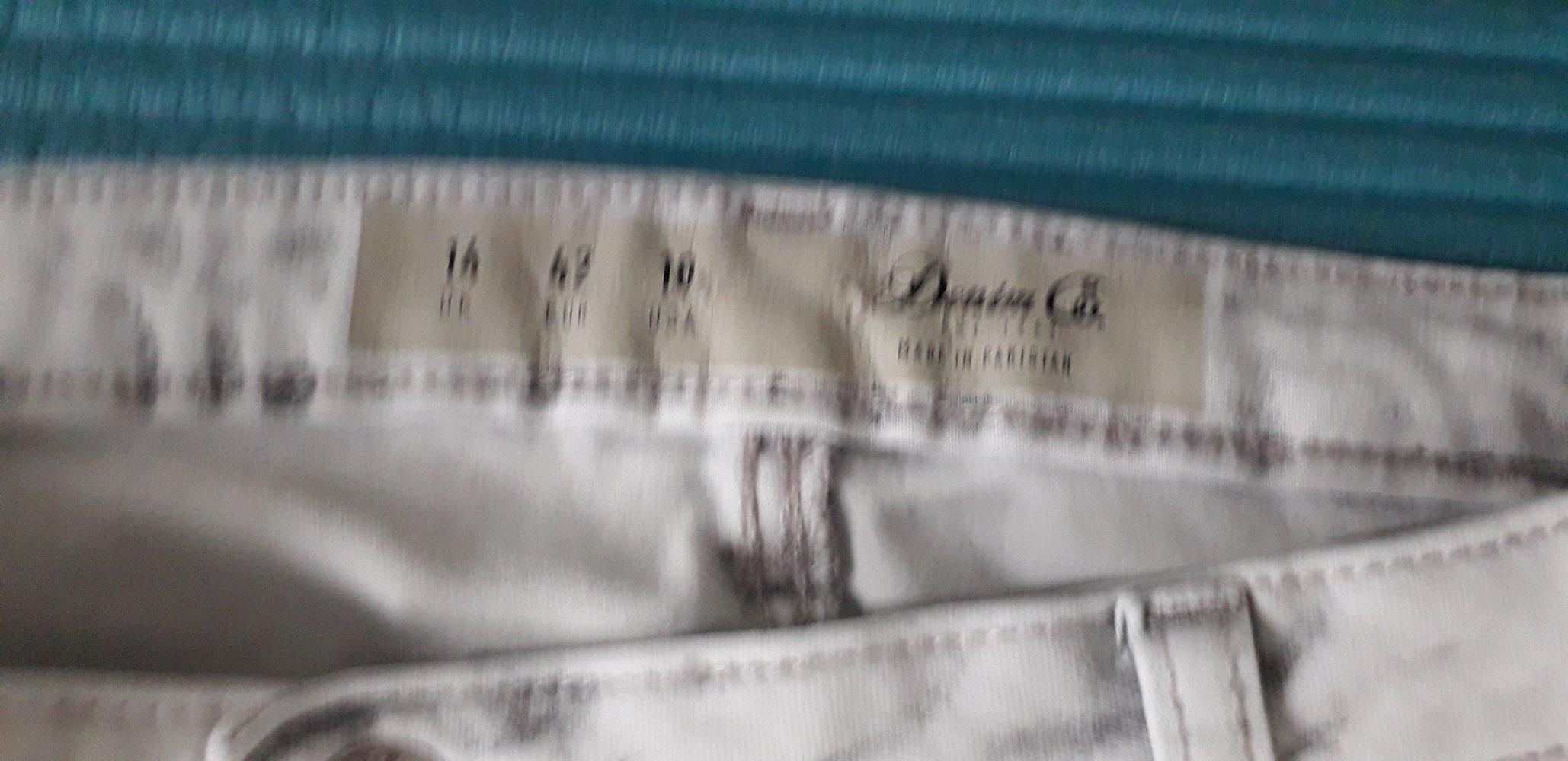 Jeans