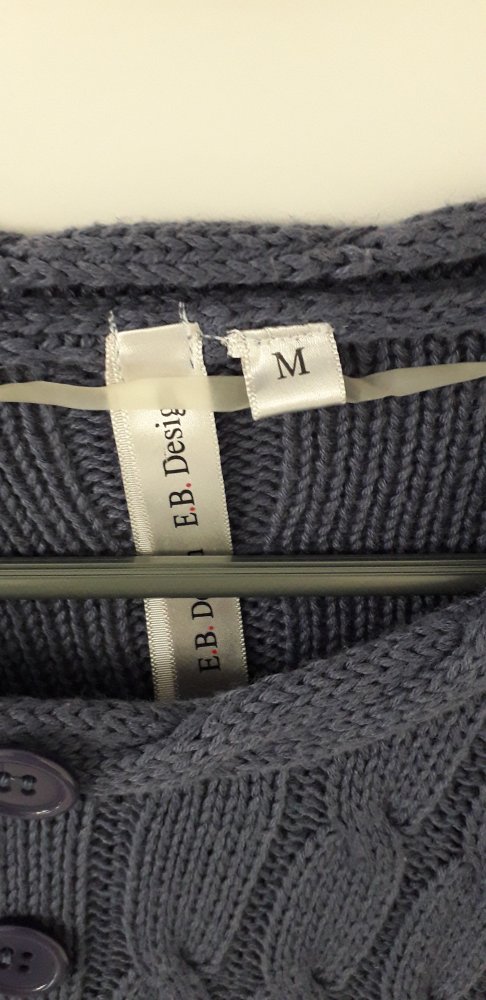 Schöner Pullover