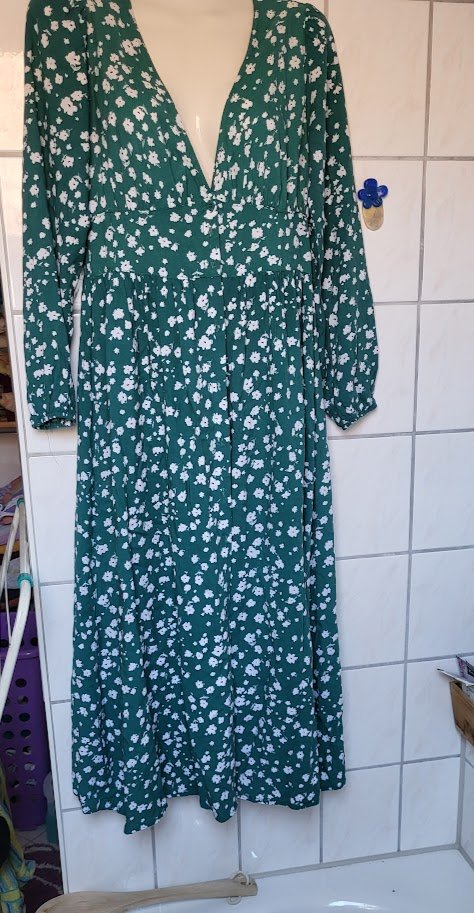 Sinsay Kleid gr. M 3/4 lange Ärmel