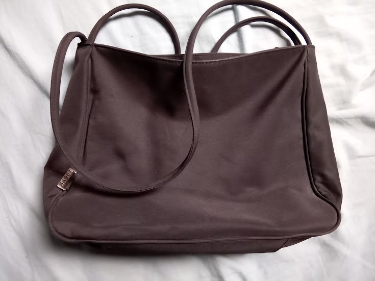 Boggy's schwarze Tasche 