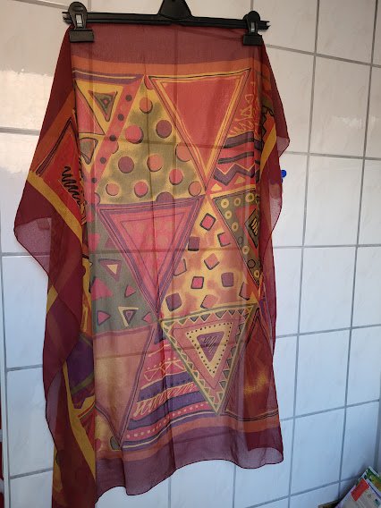 Leichtes tuch gemustert