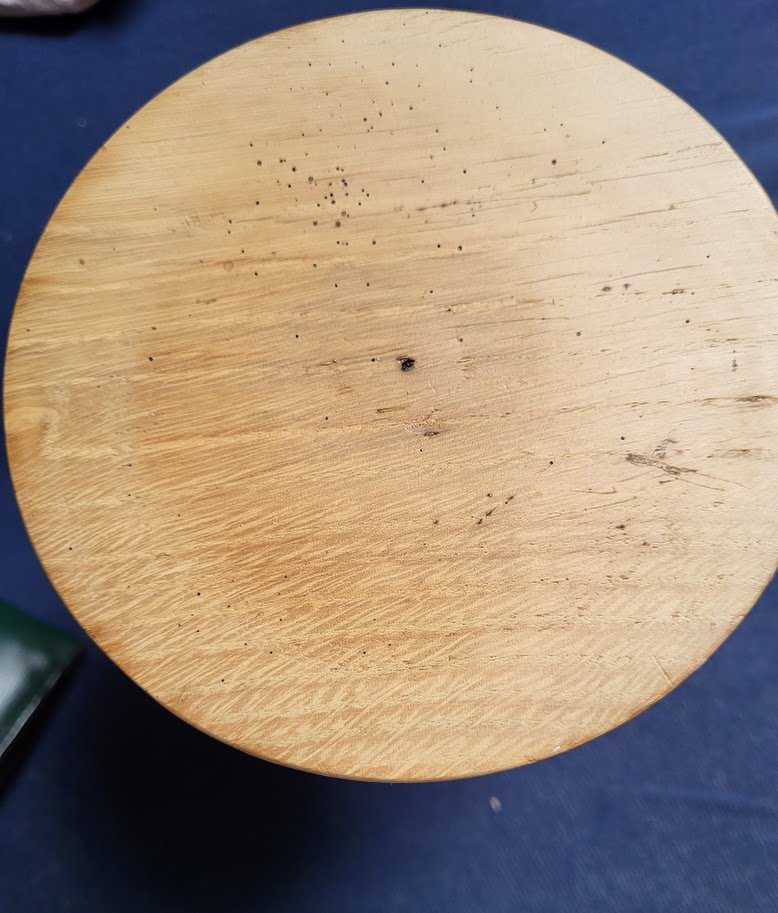 Holzständer für Blumen o.ä. helleres Holz rund 