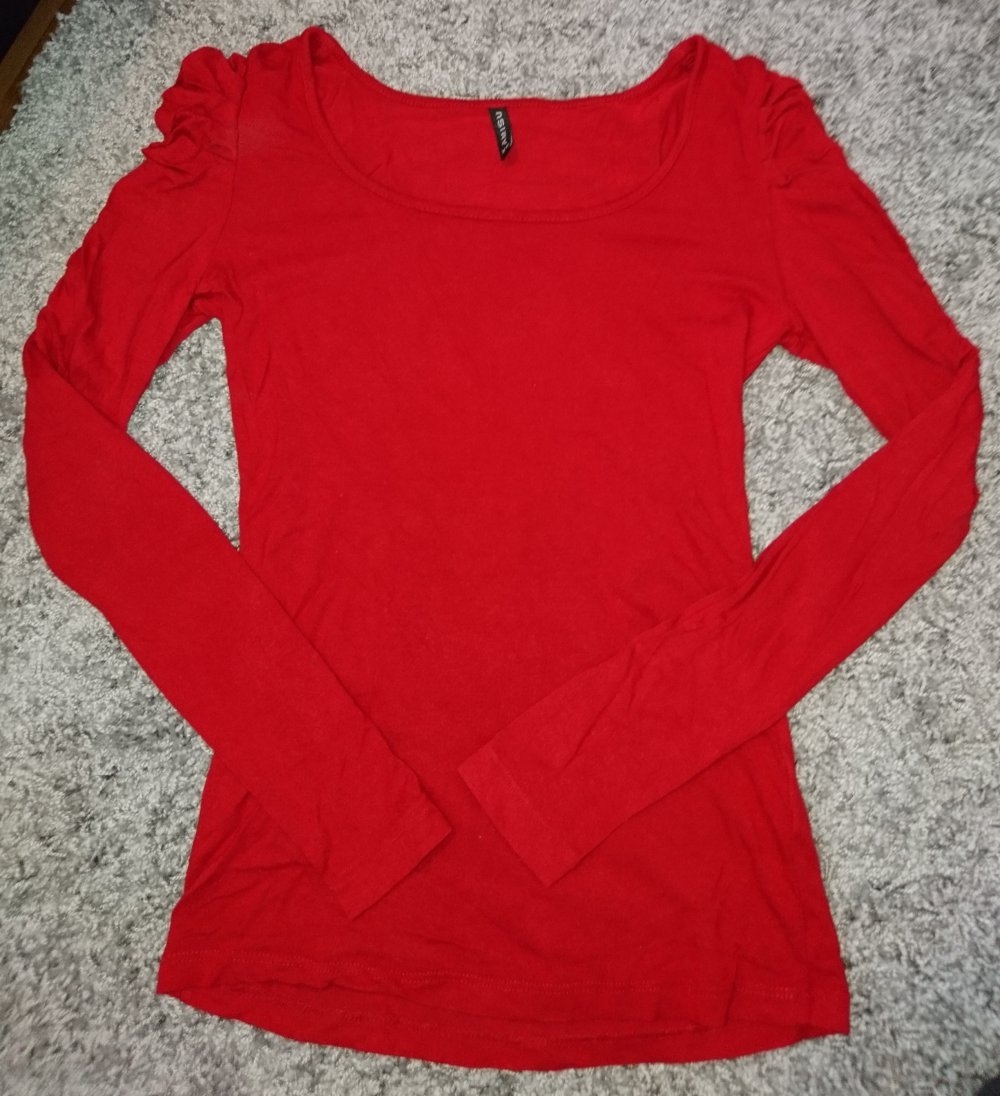 Rotes Langarm-Shirt XS mit gerafften Ärmeln