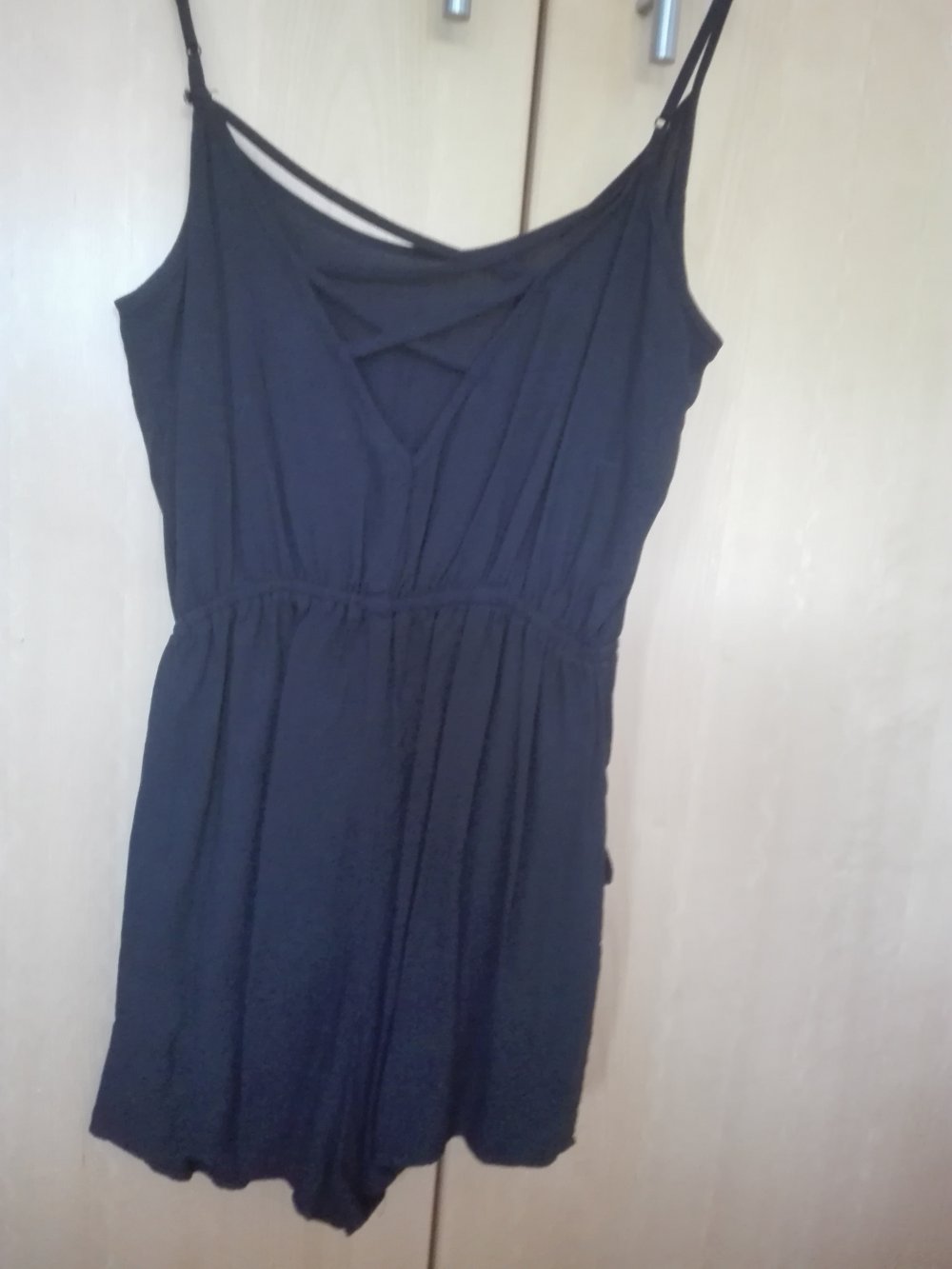 Schwarzer Jumpsuit von H&M 