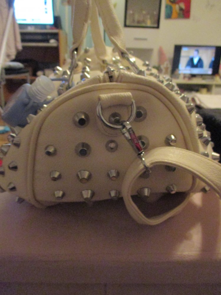 handtasche mit nieten zu verkaufen 