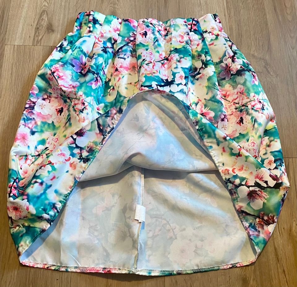 Damen Rock edel Schlupfrock geblümt Gr.38 in Multi Colour NW