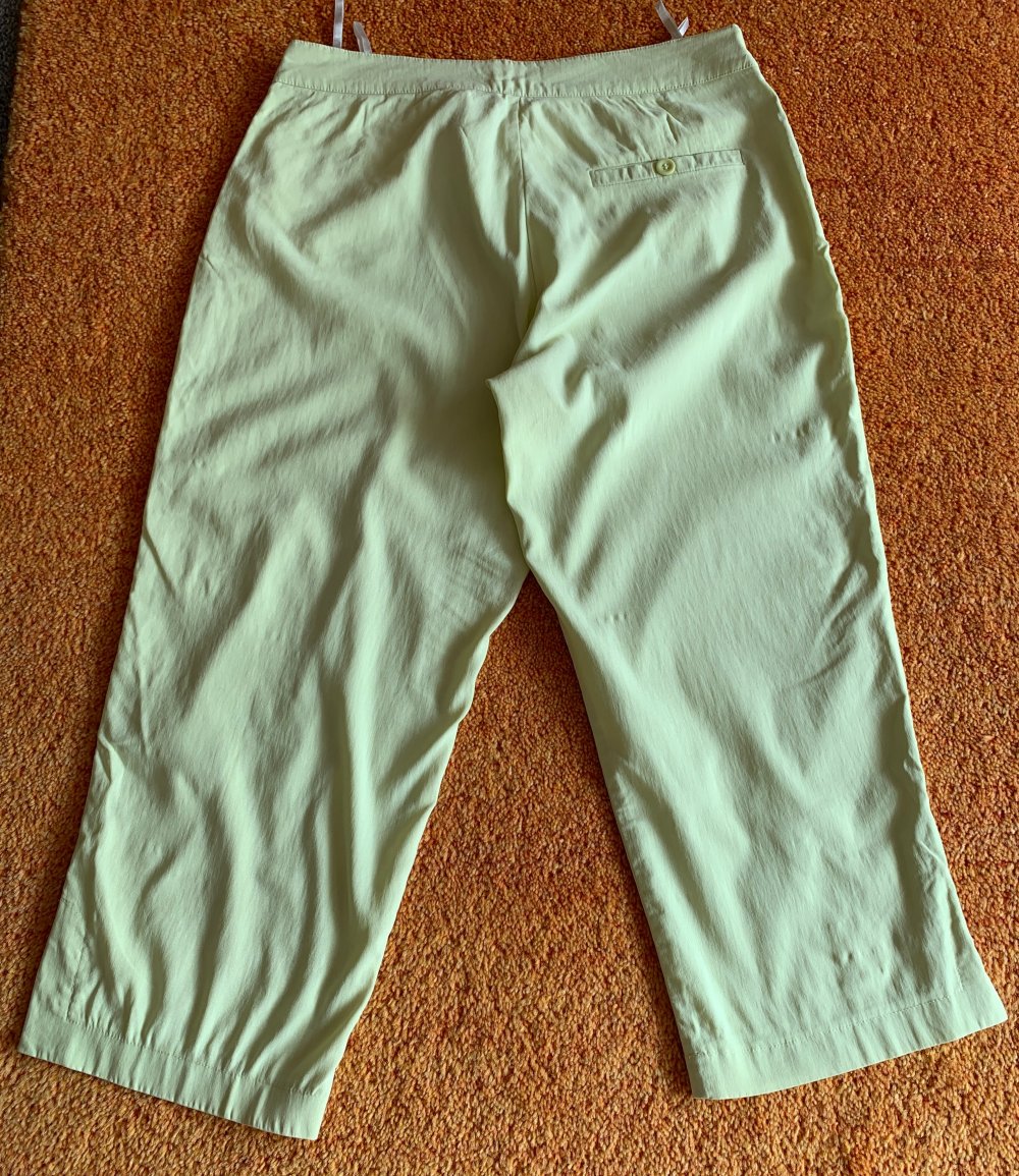 Damen Hose Sommer Capri Stretch Gr.40 Gelbgrün von Casa Blanka