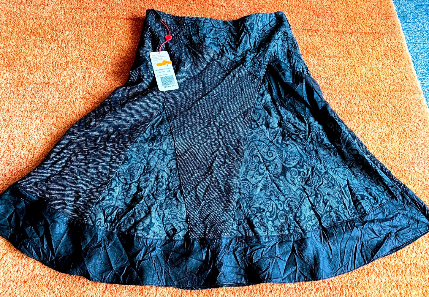 Damen Rock Wolle Asymmetrisch Design Gr.M von Lisa Campione