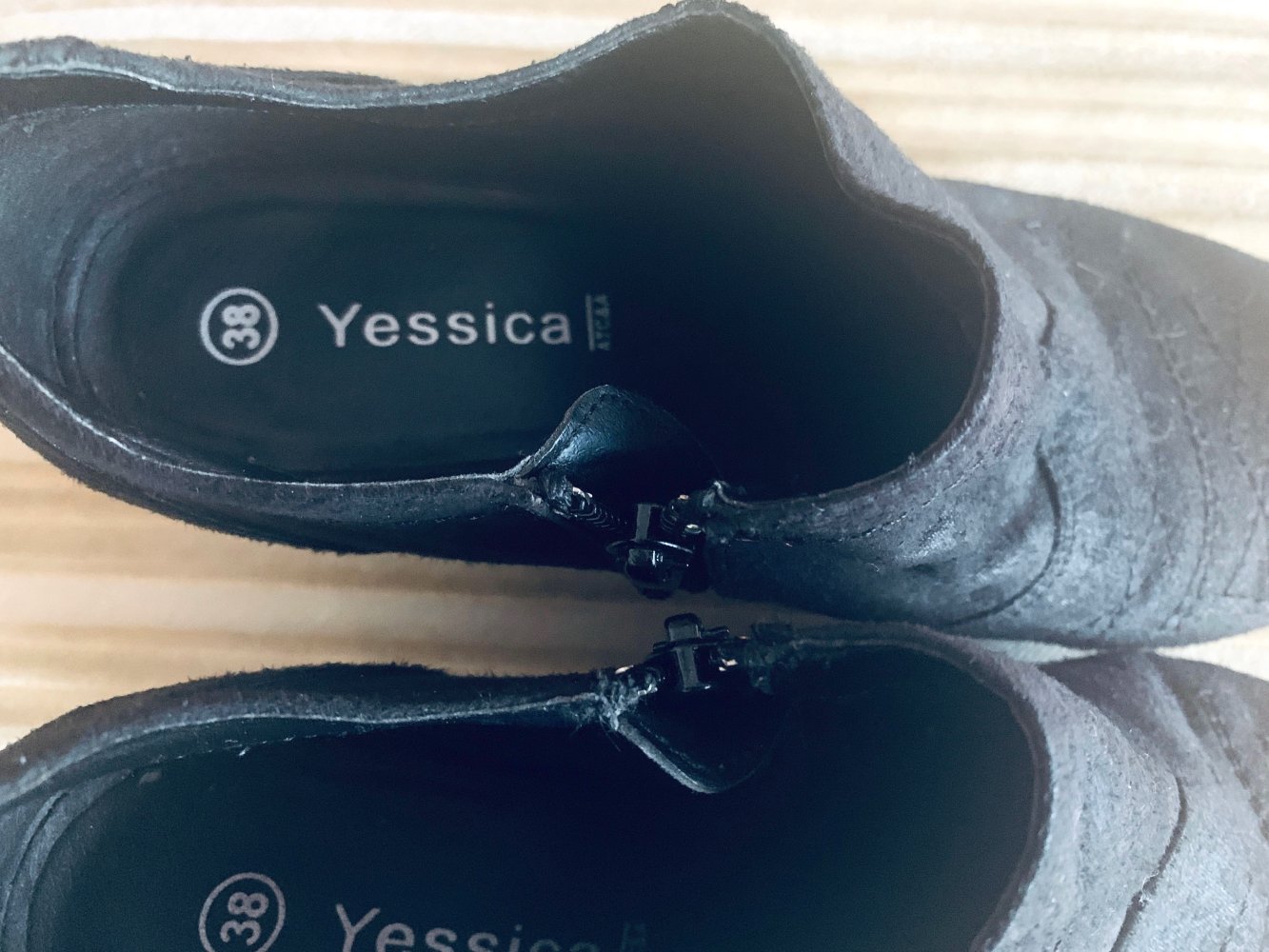 Damen Schuhe Knöchel Blockabsatz Gr.38 in Schwarz von Yessica