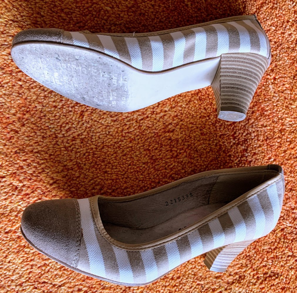 Damen Schuhe Pumps Gr.39 in Creme/Beige gestreift von Tamaris NW 