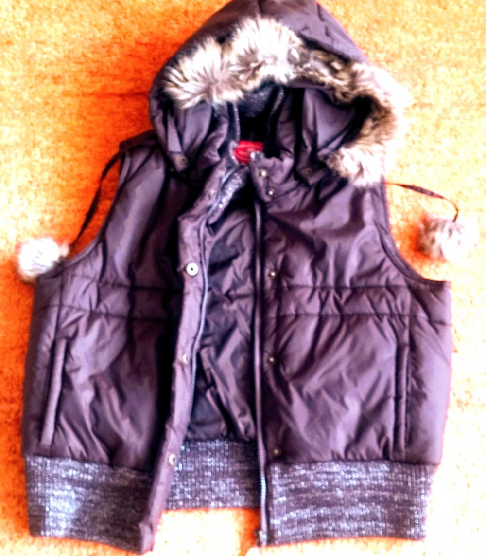 Damen Weste Winter Kapuze Gr.S/M in Braun von Blind Date NW