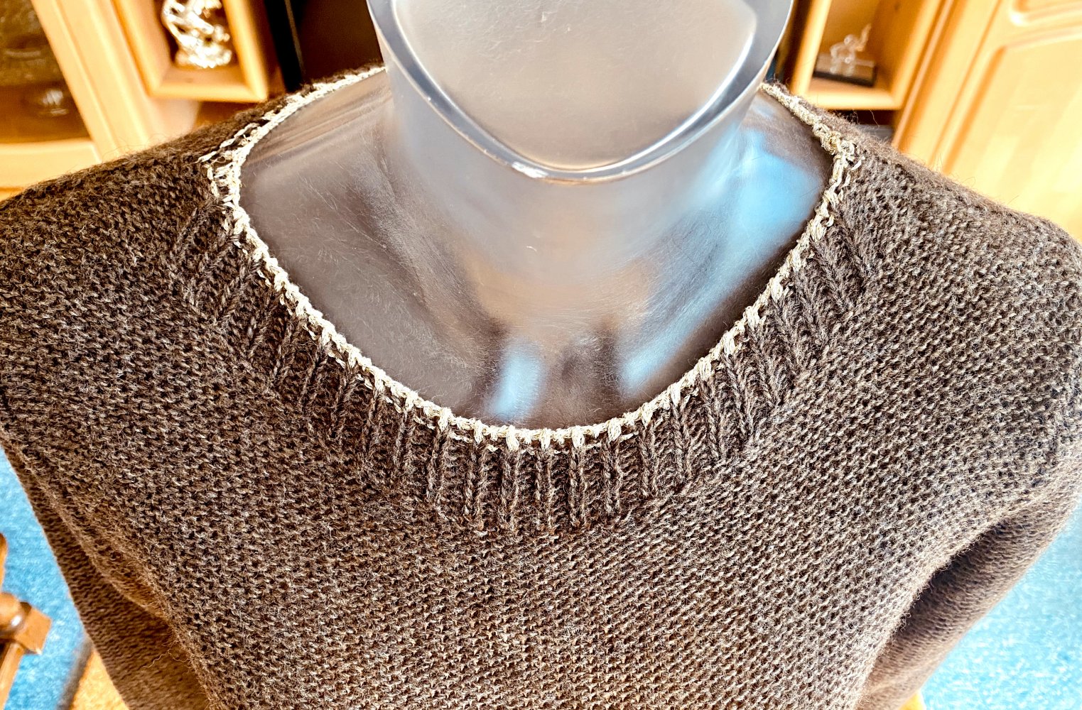 Damen Pullover Wolle strick Gr.38 in Braun/Gold