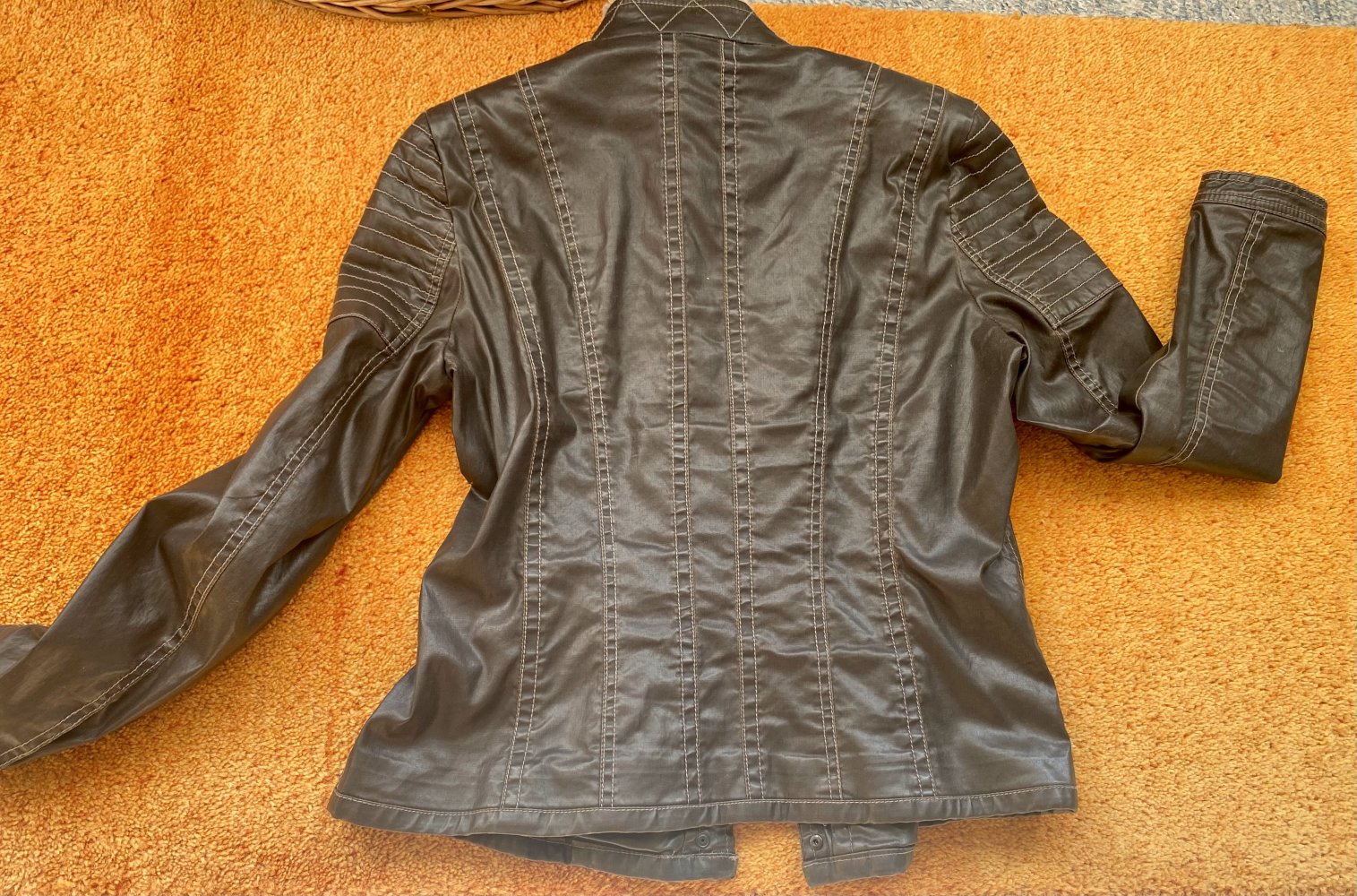 NEU Damen Jacke Leder Imitat Gr.42 in Graubraun von Apanage P.179,95€ 