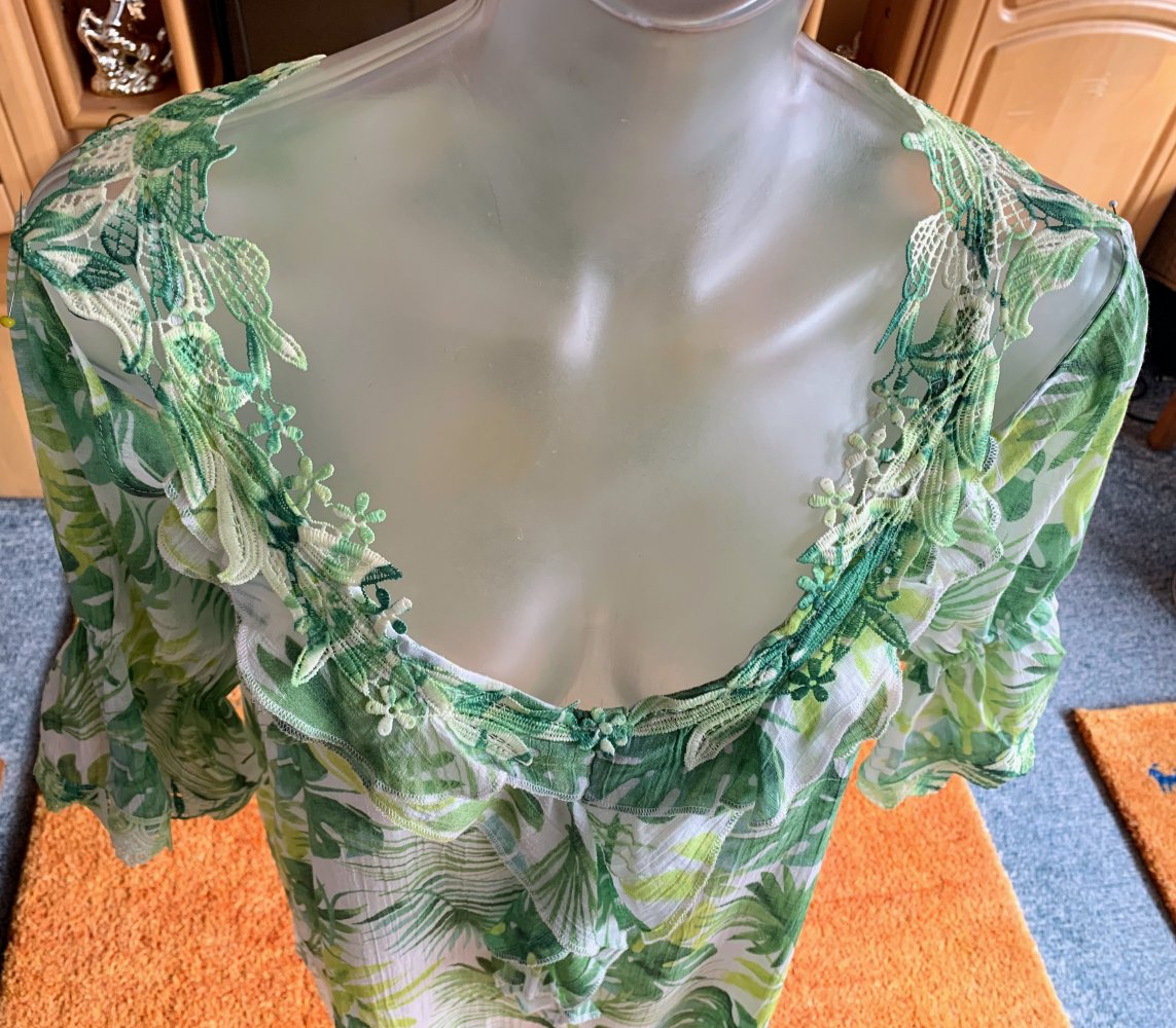 Damen Kleid Spitzen Tunika Gr.42 in Bunt von Laura Torelli 