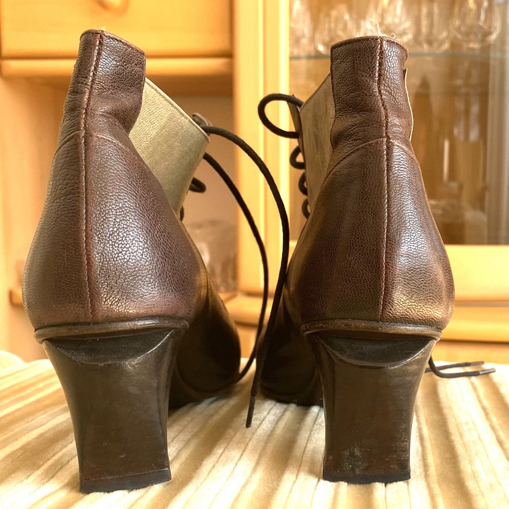 Damen Schuhe Stiefelette Schnürung Gr.38,5 in Braun/Beige von Lisa Tucci