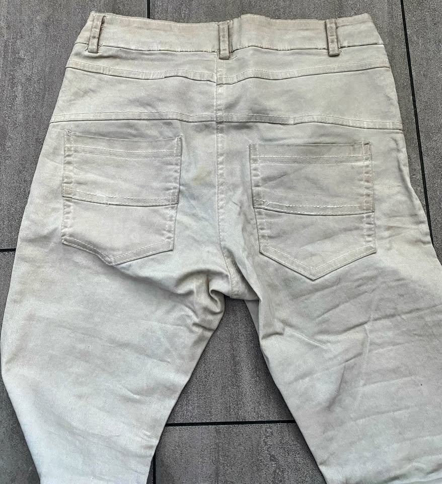 Damen Hose Stretch-Jeans Gr.S Beige in verwaschener Optik Vielseitig, bequem und stilvoll