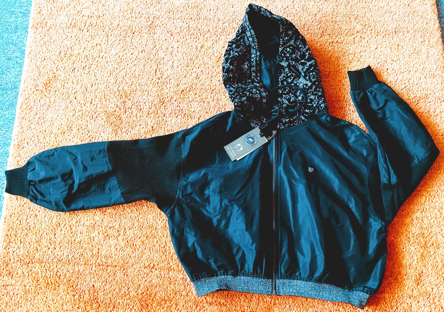 NEU Damen Blouson Bomberjacke Kapuze Gr.38 in Schwarz von Campione