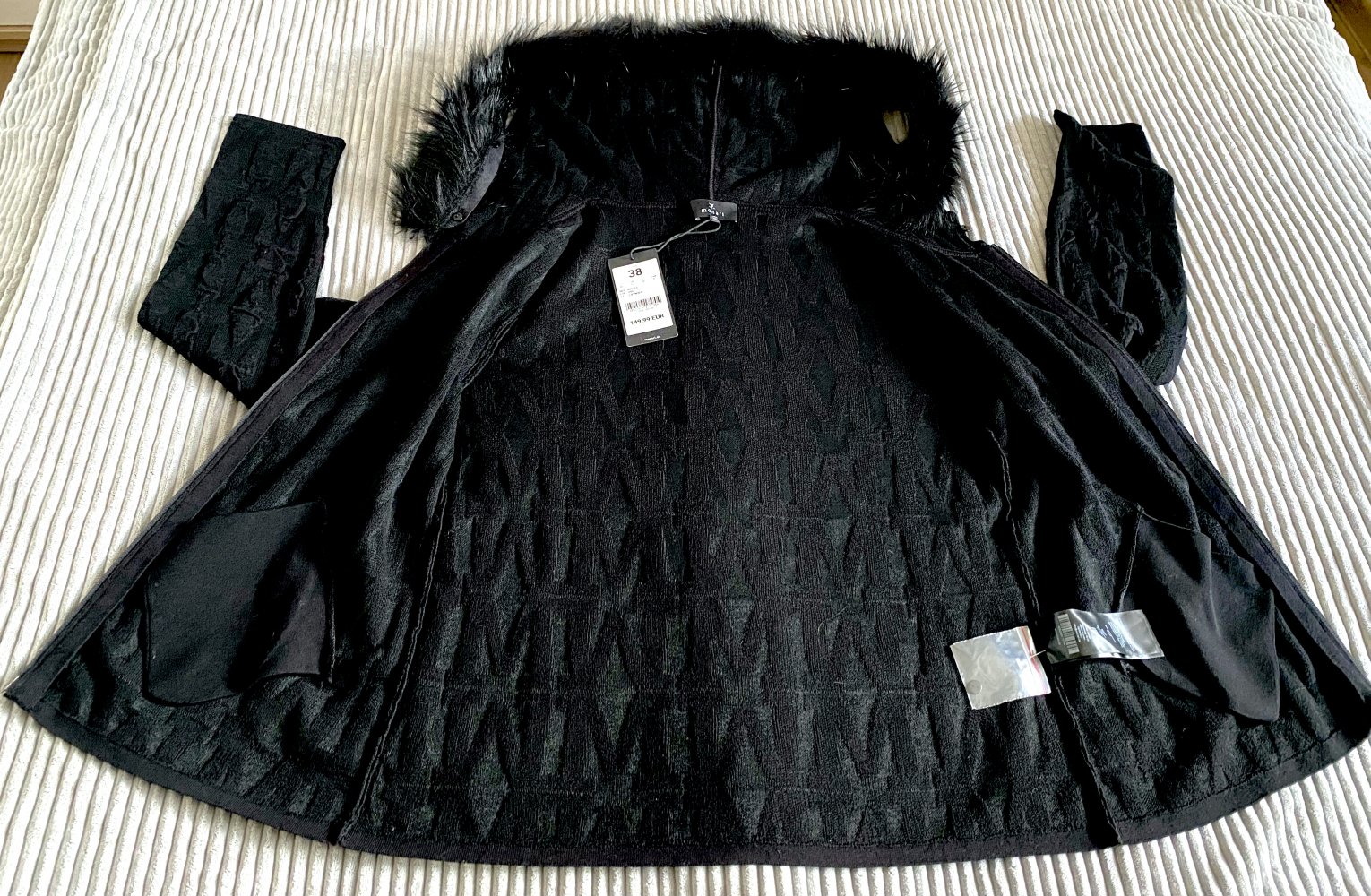NEU Damen Jacke Strick Kapuze Gr.40 in Schwarz von Monari P.149,90€