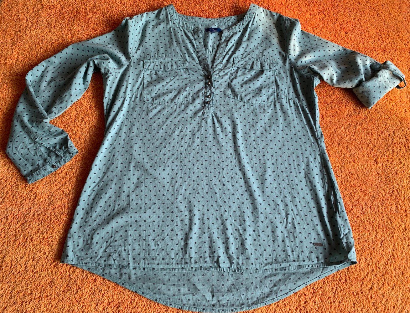 Tom Tailor Damen Bluse / Hemd Gr.44 Grün mit schwarzen Herzen 