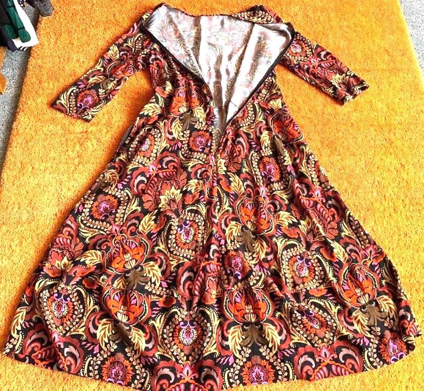 NEU Damen Kleid Volant Gr.38 in Bunt geblümt von White Label 