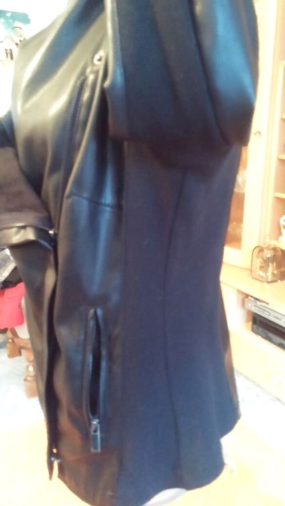 NEU Damen Jacke EDEL Leder-Look Gr.40 in Schwarz 