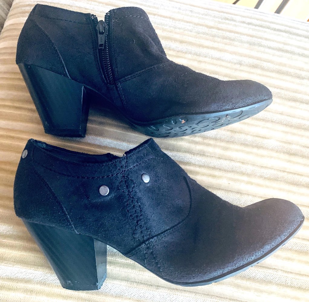 Damen Schuhe Knöchel Blockabsatz Gr.38 in Schwarz von Yessica