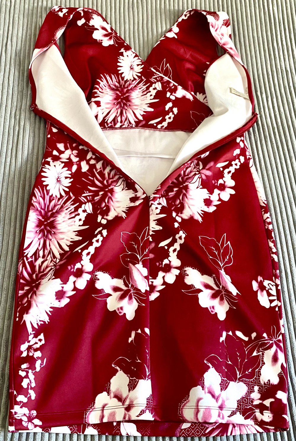 Damen Kleid Sommer Wickel ärmellos Gr.40 geblümt von Bodyflirt NW
