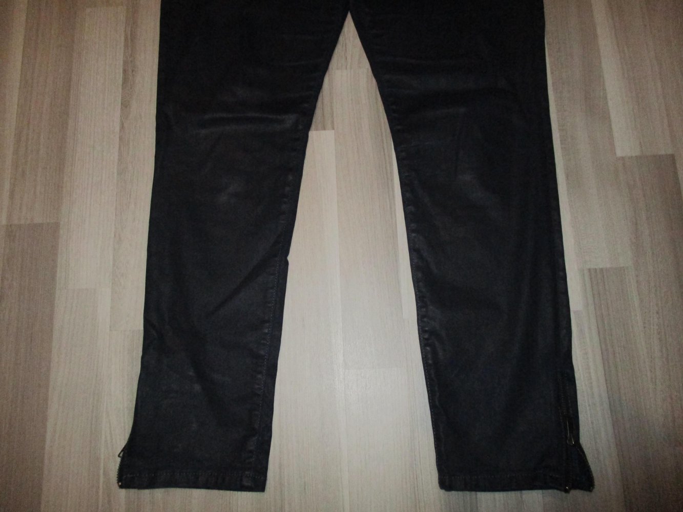 Dunkelblaue Hose von Tommy Hilfiger - Größe 31/32 - TOP-Zustand!