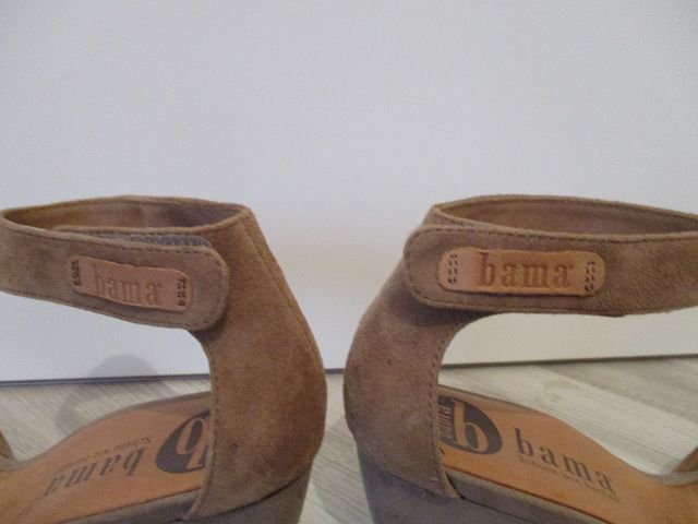 Bama - Beige Leder Pumps - Größe 38 - Neuwertig, da nie getragen!
